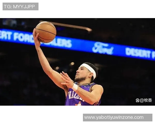 布克盛赞马威充满活力展现内线全能特质令人期待